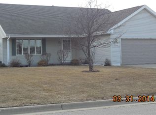 3704 Chesapeake Ave, Janesville, WI 53546