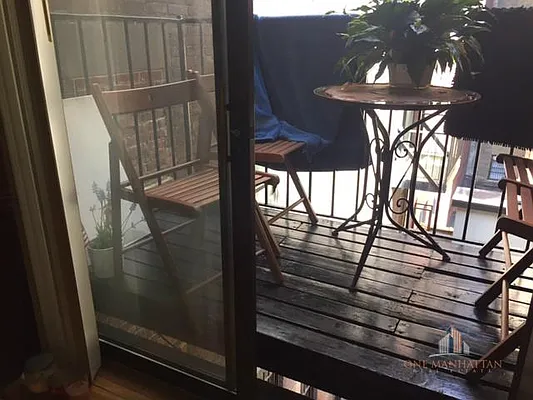 Rented by ONE Manhattan Real Estate | media 30