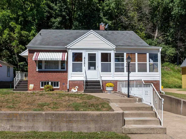 2121 Lincoln Ave, Dubuque, IA 52001