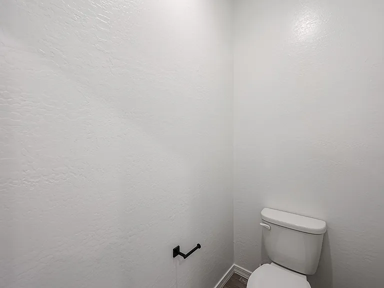 5633 W McNeil St — Photo 32