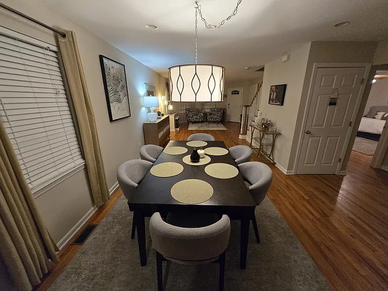 217 Alameda Ave — Photo 8