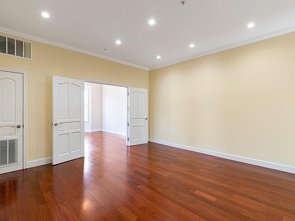 2nd image of 101 Duboce Ave