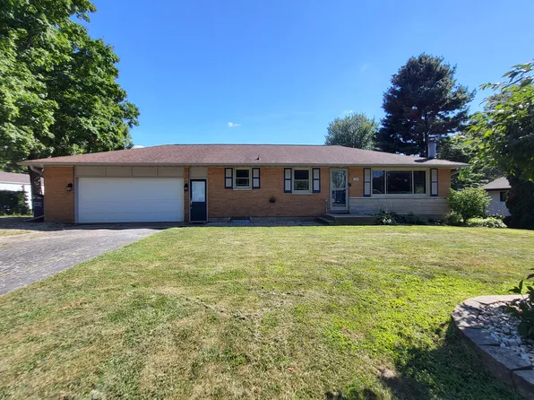 1306 Ohio St, Walkerton, IN 46350