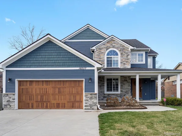 16037 Toulouse Ave, Fraser, MI 48026