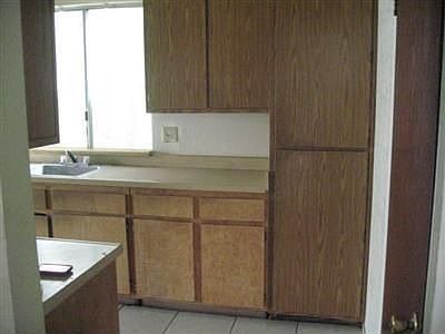 4th image of 5009 Clearwood Way
