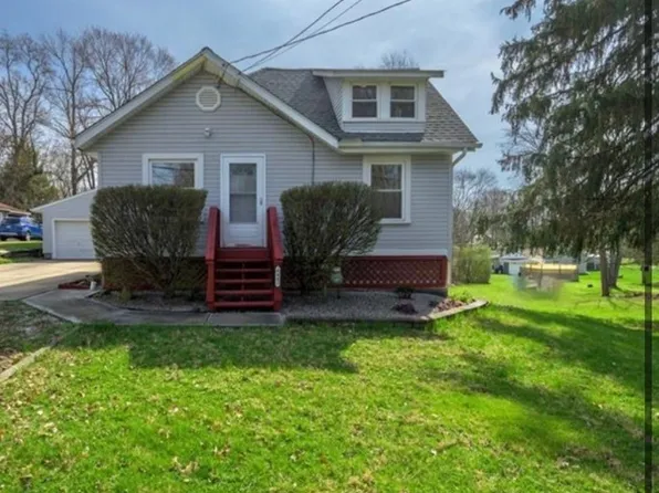 6442 Spring St, Ravenna, OH 44266