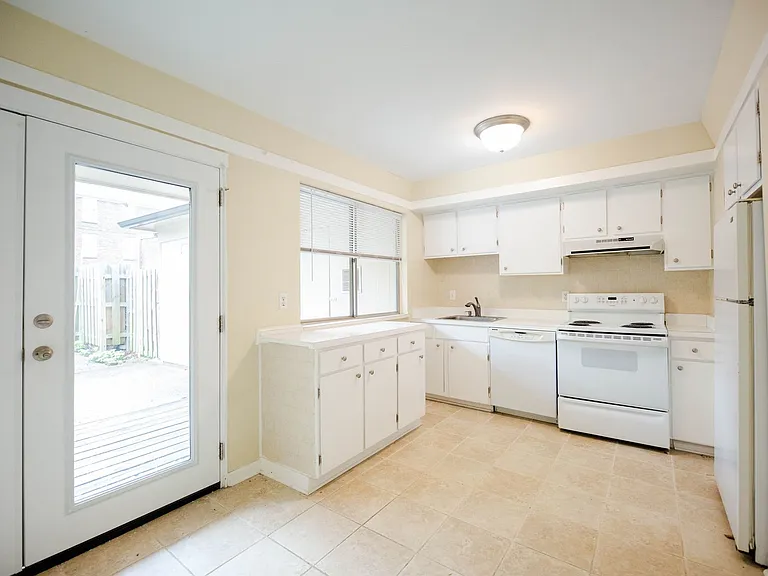 5025 Hillsboro Pike #2F — Photo 8