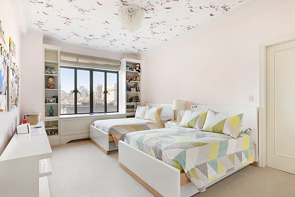 Sold by Compass | media 10