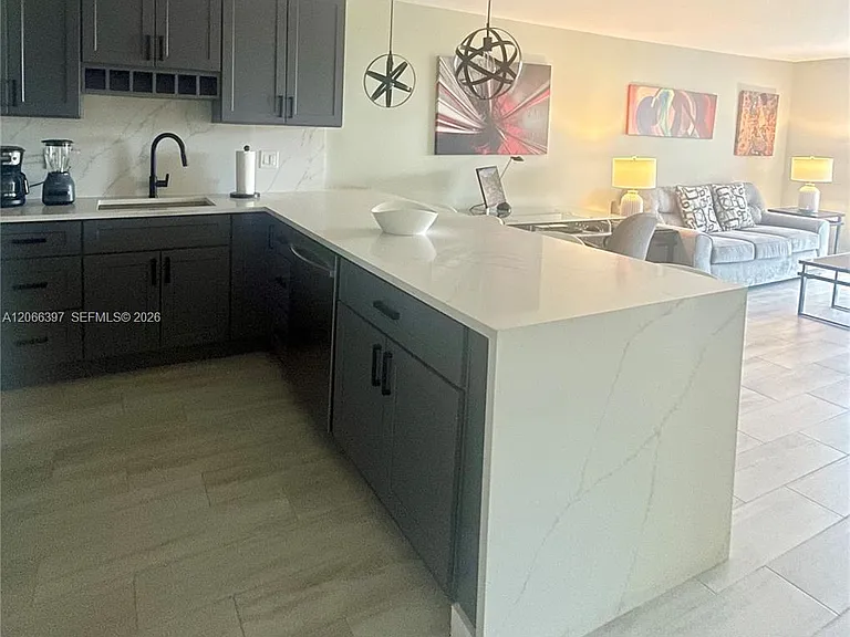 1800 N Andrews Ave #5D — Photo 16
