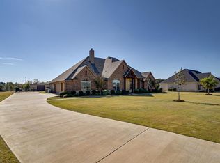 8304 Preserve Oaks Dr, Burleson, TX 76028
