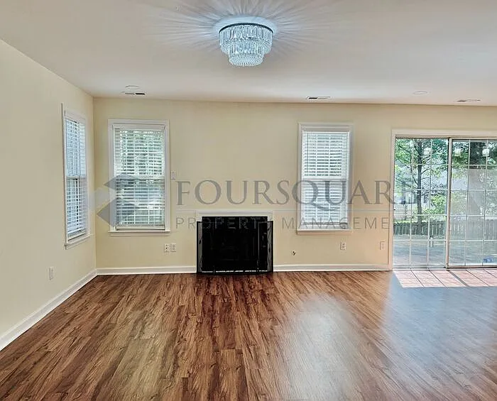 508 Stonecreek Dr — Photo 9