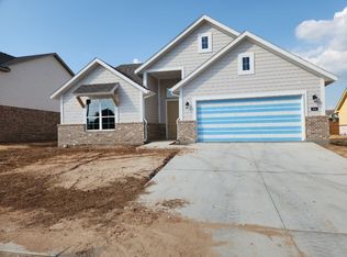 804 Brookside Dr, Springtown, TX 76082