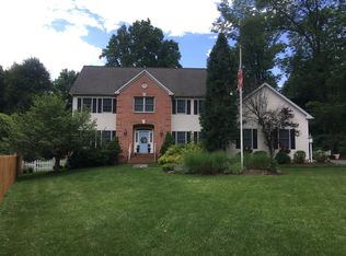 28 Orchard Hill Rd, Bernardsville, NJ 07924