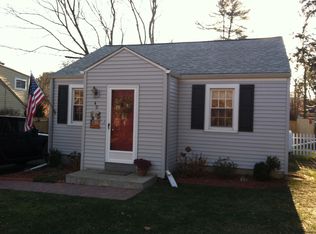 40 Lakeview Dr, Coventry, CT 06238