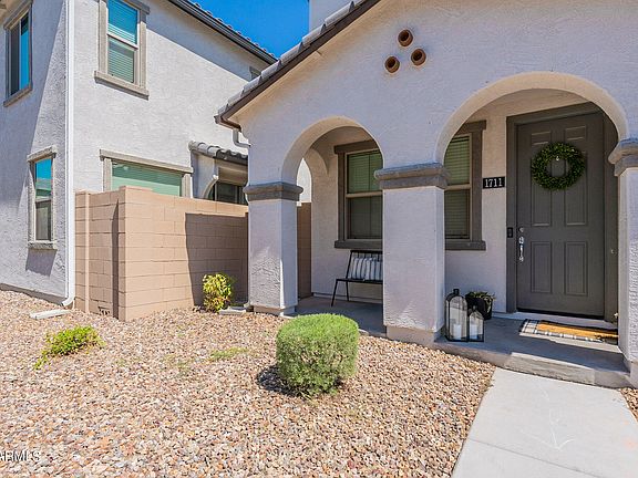 4th image of 1711 S 82ND Way