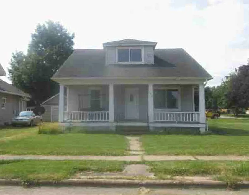 508 W 11th St photo 1