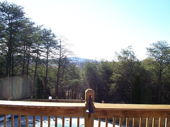 REAR VIEW FROM MAIN FLOOR DECK