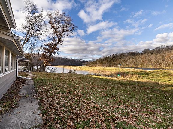 2nd image of 11352 Cedar Beach Dr NW