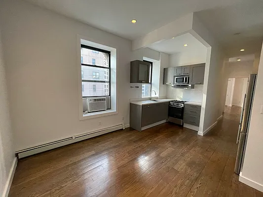 Rented by Vertical Real Estate LLC | media 1