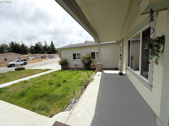 2nd image of 63408 Nathan Dr