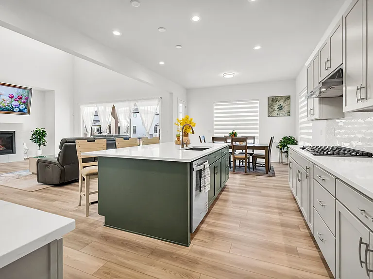 5907 Presidio Pkwy — Photo 7