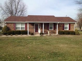 140 W Eagle Pass Rd, Elizabethtown, KY 42701