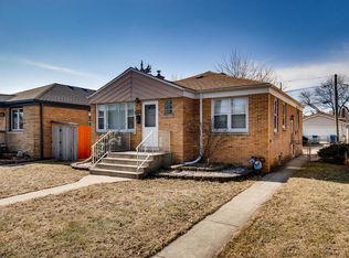 2930 Hawthorne St, Franklin Park, IL