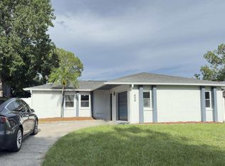 409 Evergreen Dr, Oldsmar, FL 34677