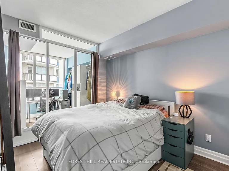 70 Alexander St #804 — Photo 15