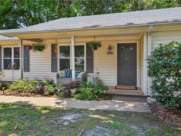 500 Kings Grove Dr, Virginia Beach, VA 23452