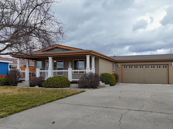 219 E Meadowmere Rd, Deer Park, WA 99006