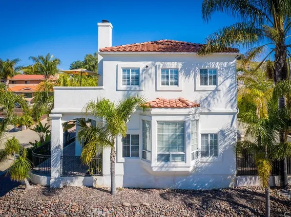 23130 N Canyon Lake Dr, Canyon Lake, CA 92587