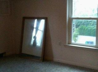 9 Hudson Ln #D, Warwick, RI 02886