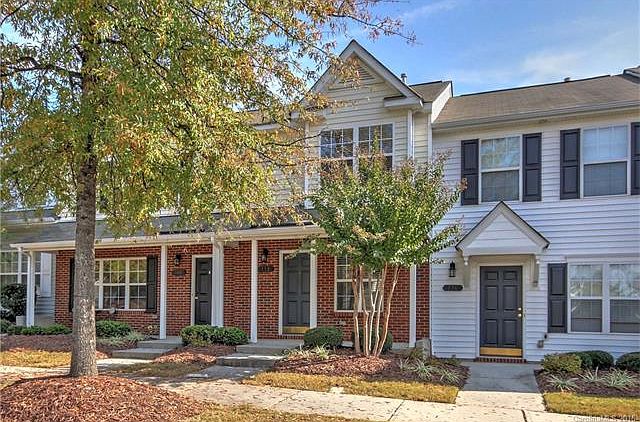 1st image of 138 Portestown Way #138