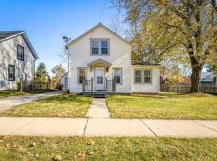 206 Summitt St, Poplar Grove, IL 61065