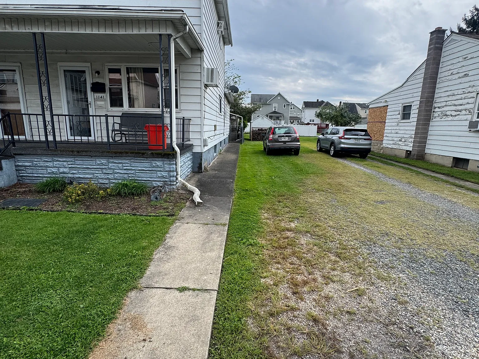 3 bed, 2300 sqft, $1,625 — Photo 1