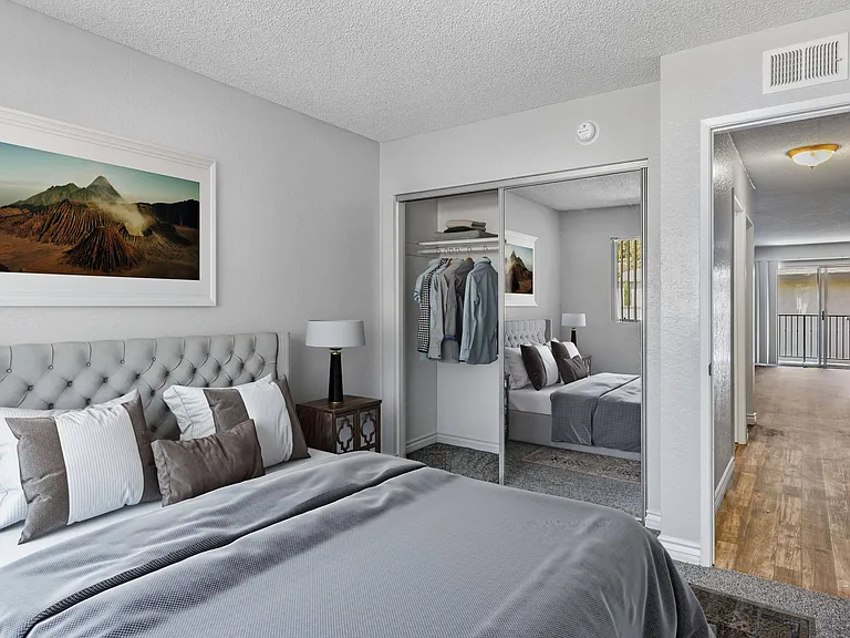 Casa Monterey Apartments — Photo 6