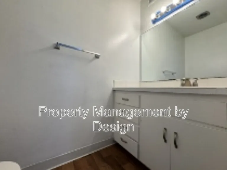 1039 5th St #7 — Photo 10