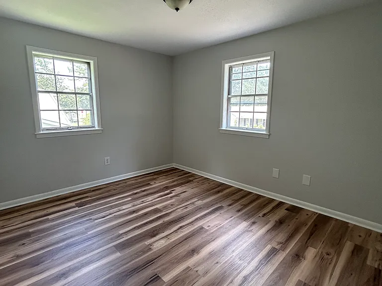 5165 Shirlwood Dr — Photo 23