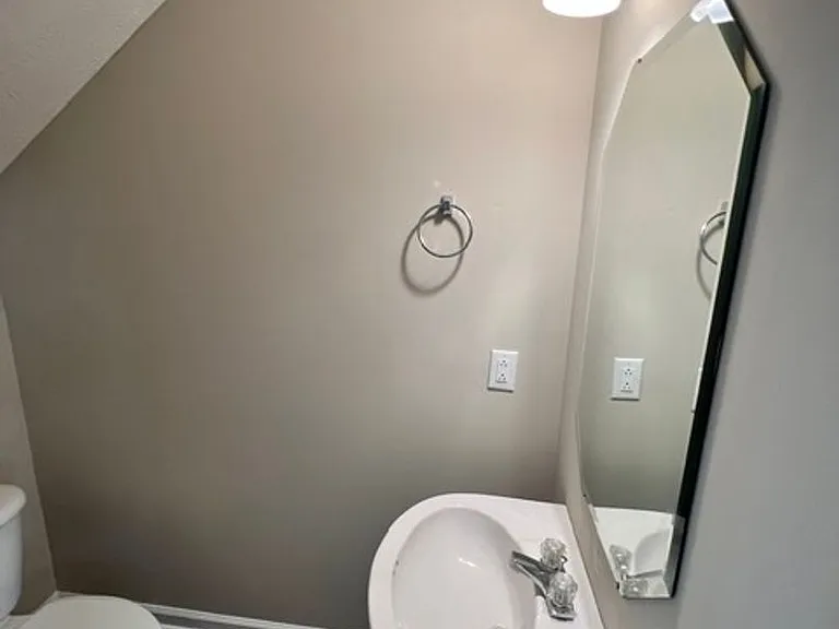 417 Shoshone Pl — Photo 4