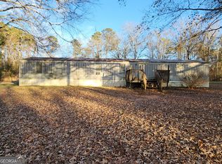 1405 Smith Rd, Forsyth, GA 31029