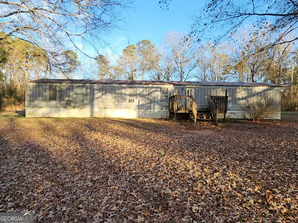 1405 Smith Rd, Forsyth, GA 31029