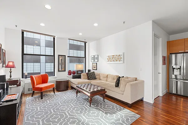 Sold by Compass | media 2
