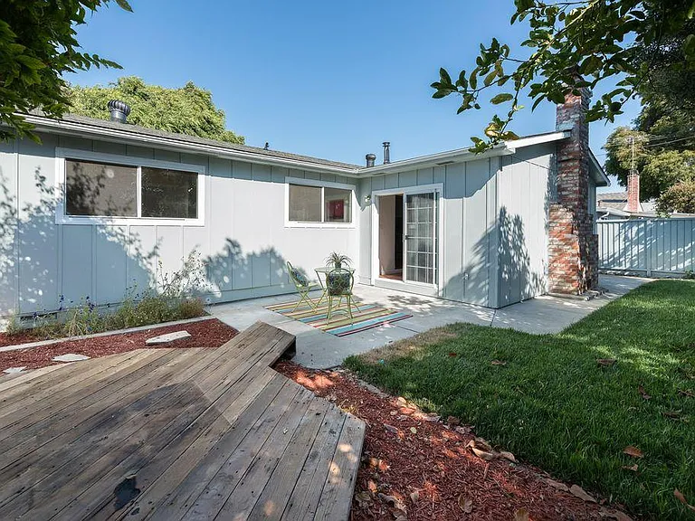 35523 Cleremont Dr — Photo 14