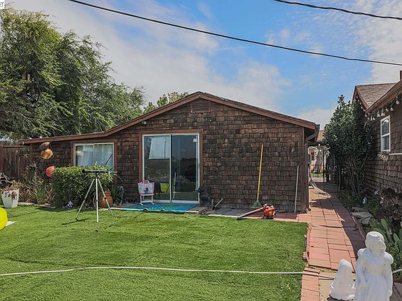 2nd image of 20 Kessler Ln