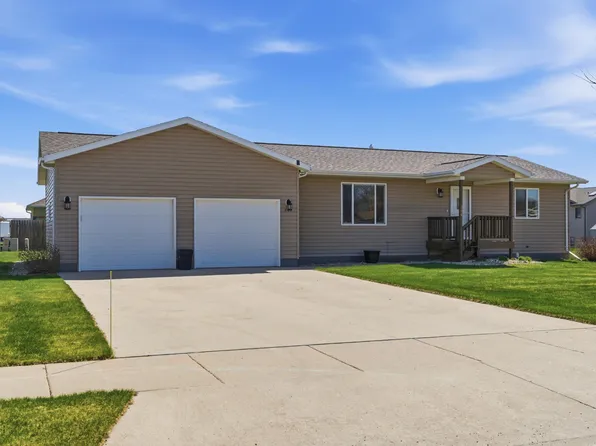 206 Charles St, Mitchell, SD 57301
