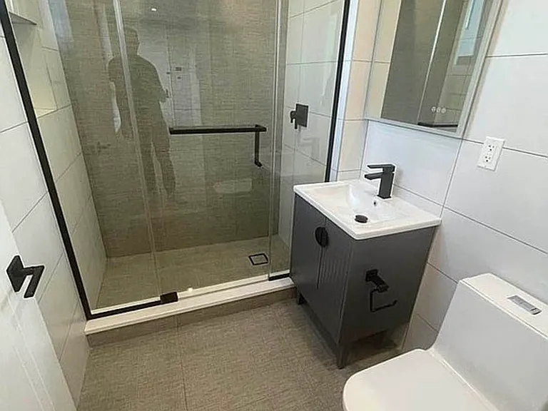 505 Grand St #4C — Photo 6