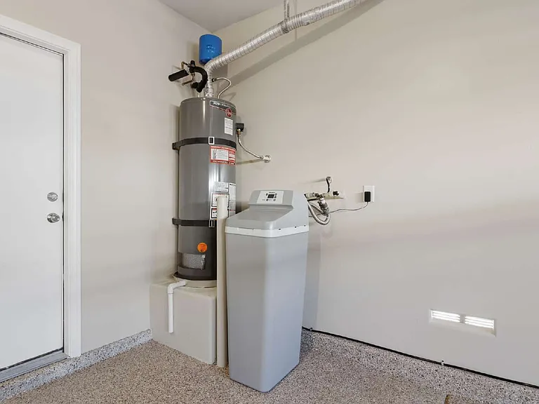 7373 Puddle Duck St — Photo 15