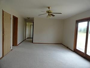 2nd image of 2071 Baldwin Rd