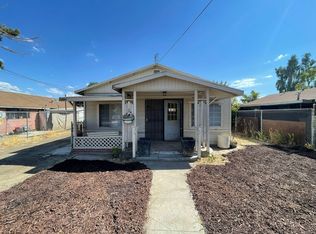 931 Texas St, Bakersfield, CA 93307
